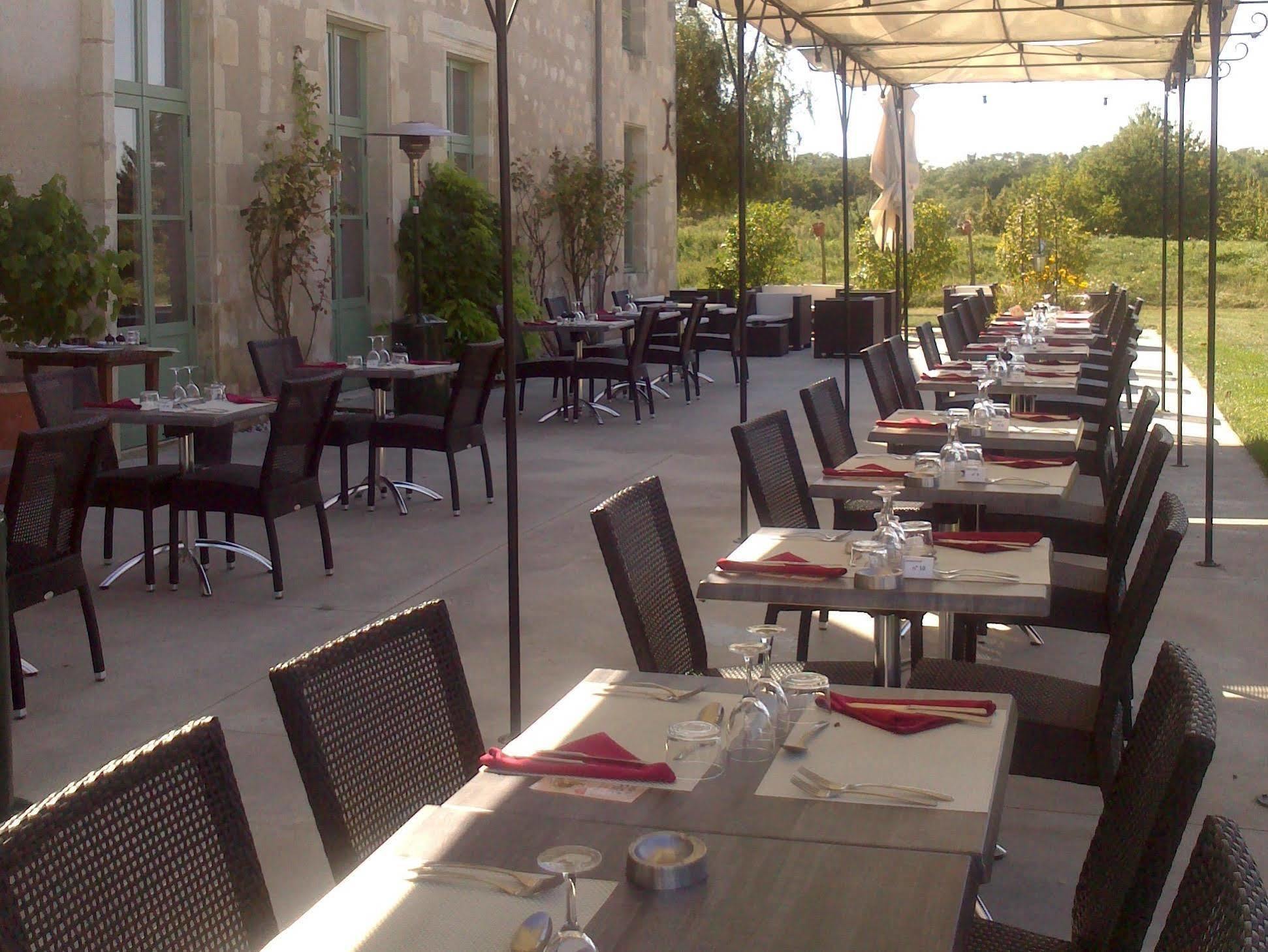 Domaine Du Normandoux, The Originals Relais Hotel Tercé Buitenkant foto