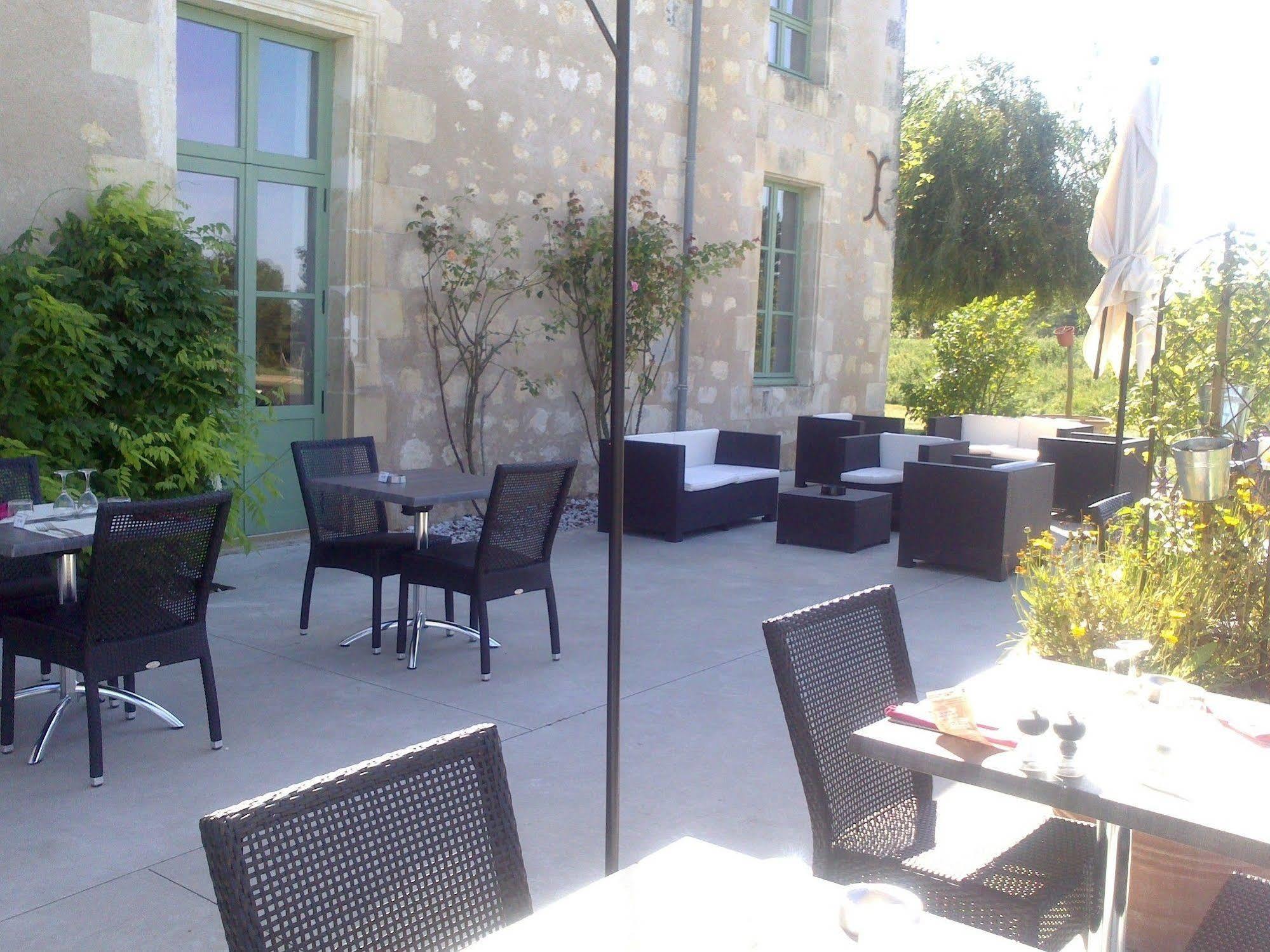 Domaine Du Normandoux, The Originals Relais Hotel Tercé Buitenkant foto