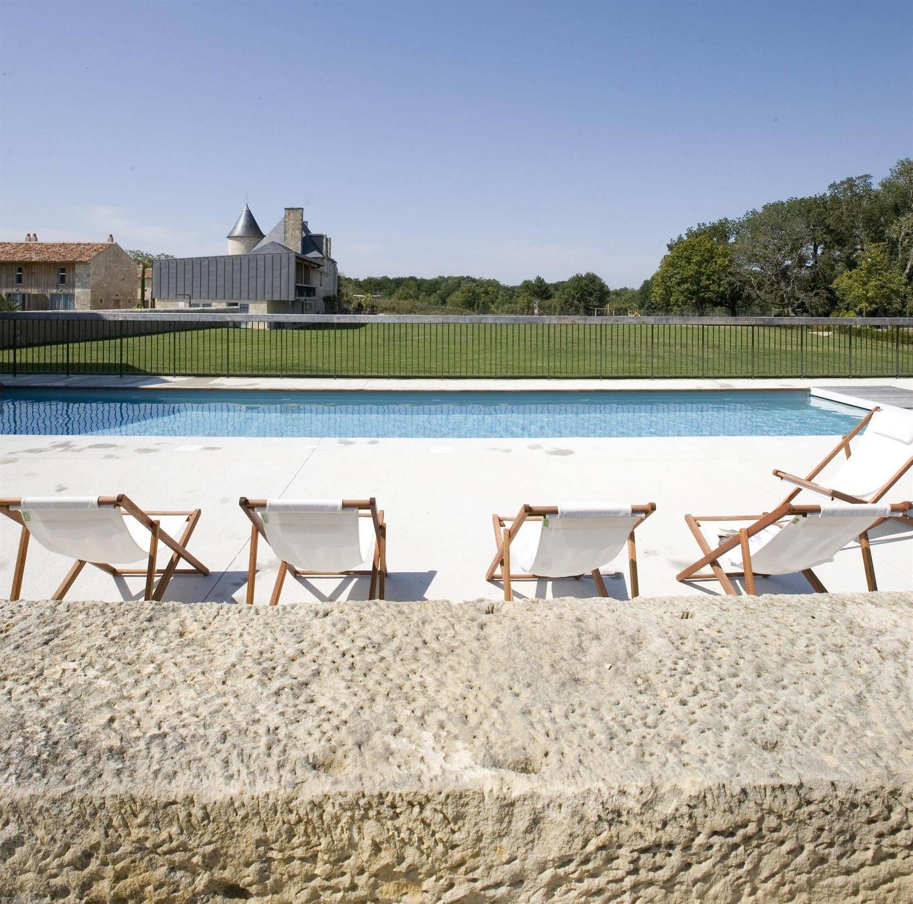 Domaine Du Normandoux, The Originals Relais Hotel Tercé Buitenkant foto
