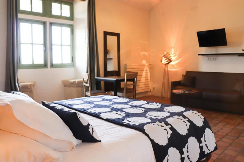 Domaine Du Normandoux, The Originals Relais Hotel Tercé Buitenkant foto